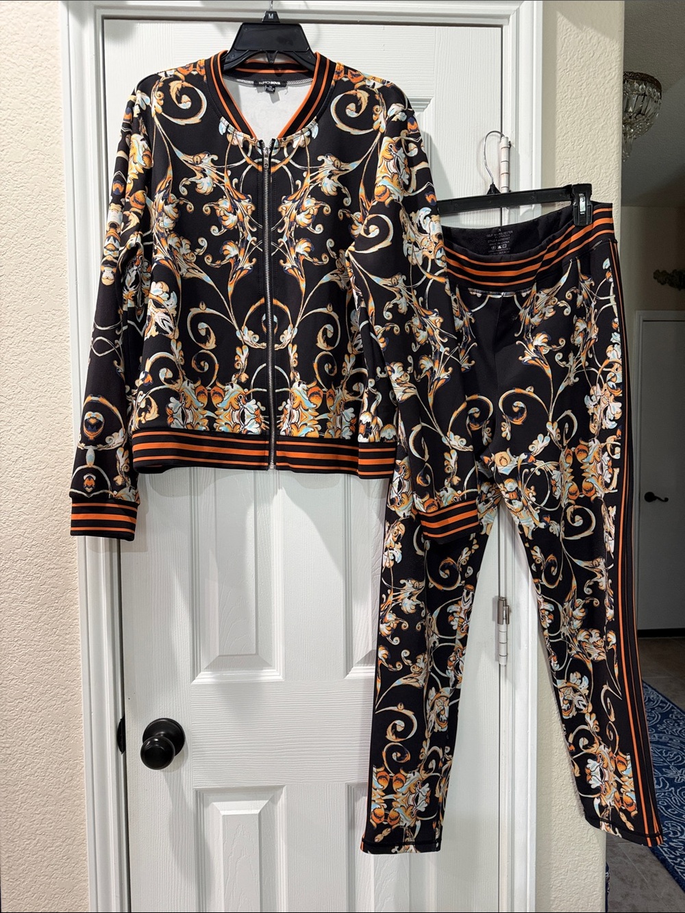 Fashion Nova Baroque Print Zip-Front Jacket & legg Pants Set with Orange Trim 3X